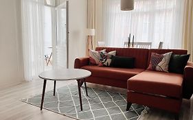 Charm And Cosy 2Br Apartment